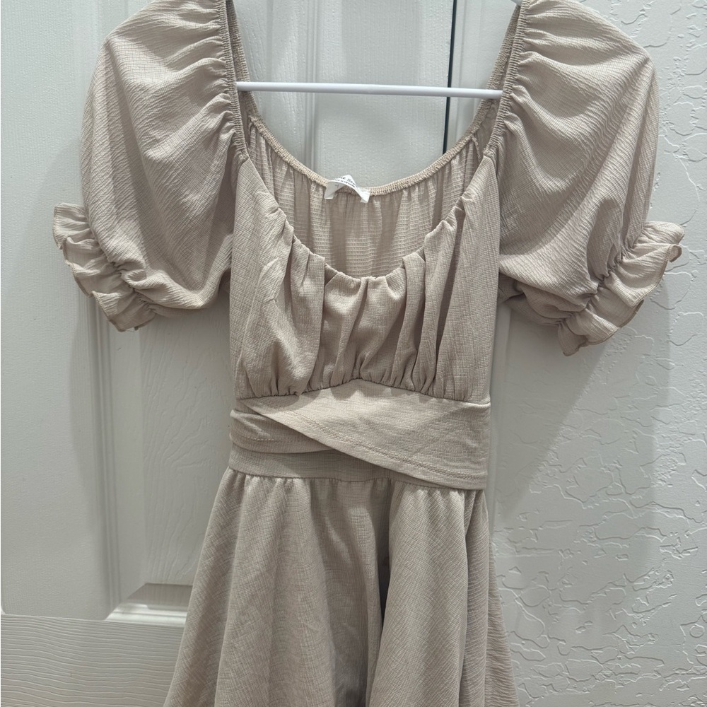 Beige Puff Sleeve Romper